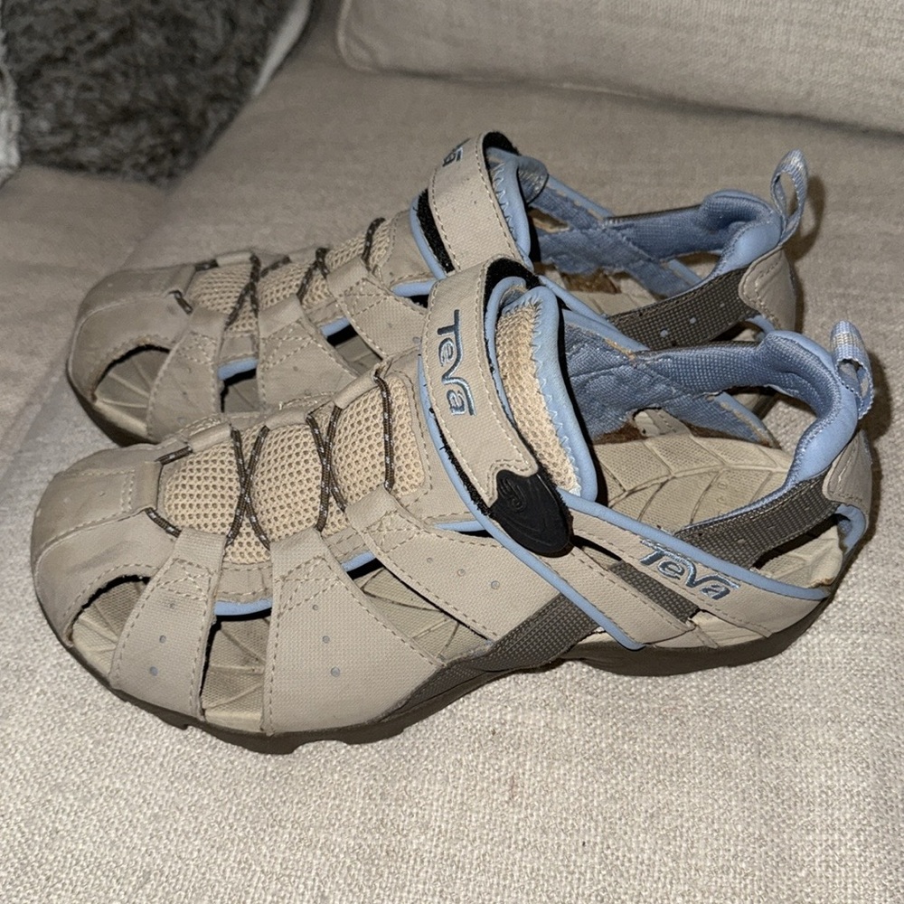 Teva Deacon Mermaid Sports Sandals Size 8.